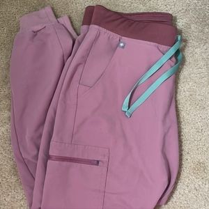 FIGs Zamora Jogger Scrub Pants - Mauve